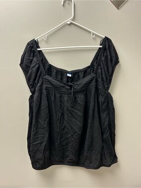 Old Navy Women’s Black Puff Sleeve T Shirt